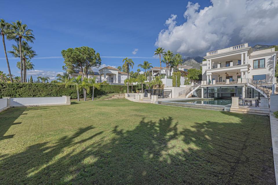 Detached Villa for sale in Sierra Blanca