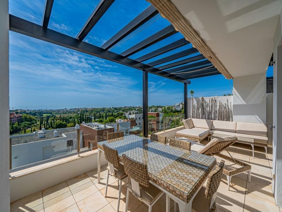 Apartamento en planta intermedia en venta en Los Flamingos